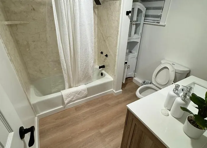 Casa vacanze Charming Fully Remodeled House